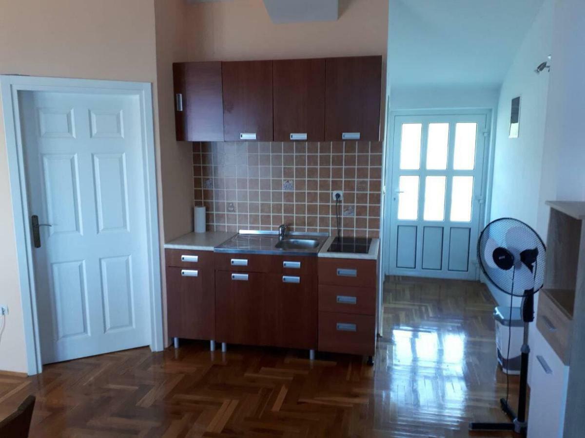 Apartments Horvat On Island Pag Vlašići المظهر الخارجي الصورة