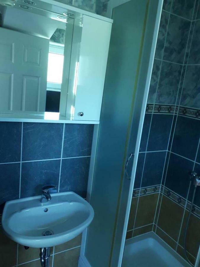 Apartments Horvat On Island Pag Vlašići المظهر الخارجي الصورة