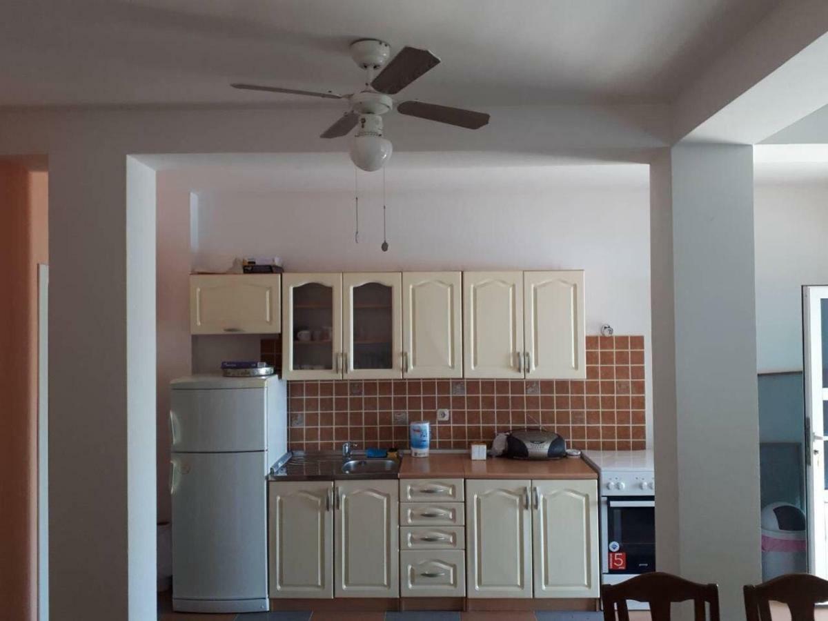 Apartments Horvat On Island Pag Vlašići المظهر الخارجي الصورة