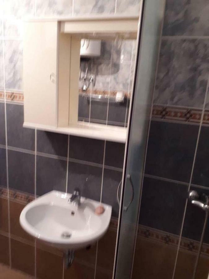 Apartments Horvat On Island Pag Vlašići المظهر الخارجي الصورة