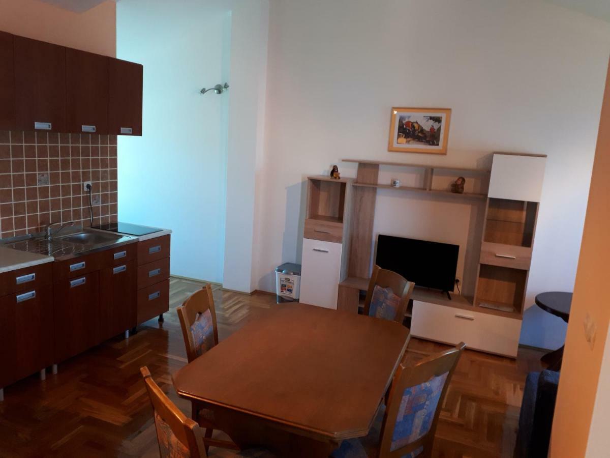 Apartments Horvat On Island Pag Vlašići المظهر الخارجي الصورة